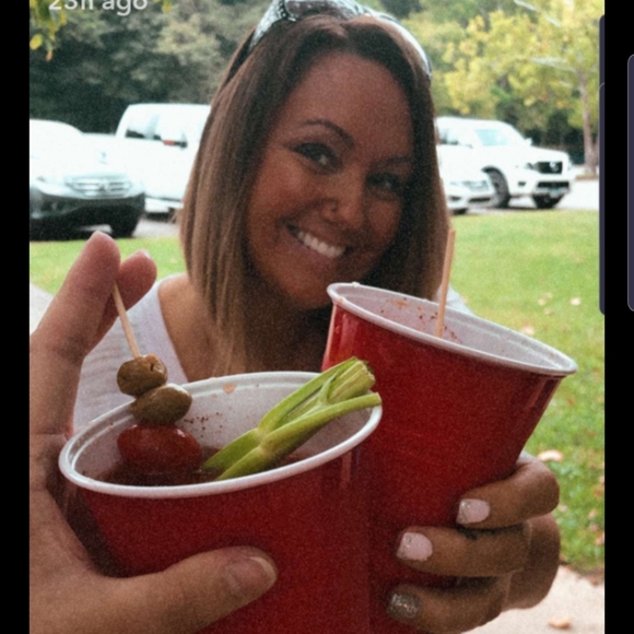 Meet your Posher, Kimberly - Picture 1 of 1